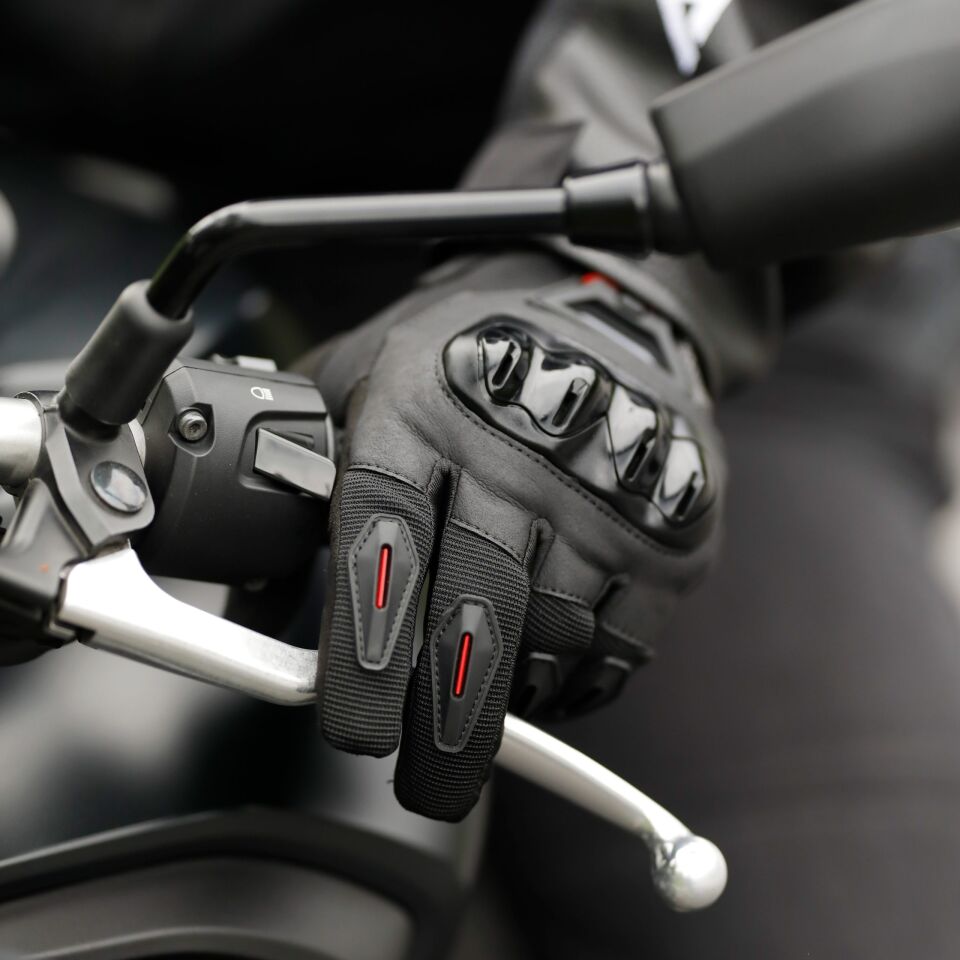 MG07 Eldiven Kırmızı