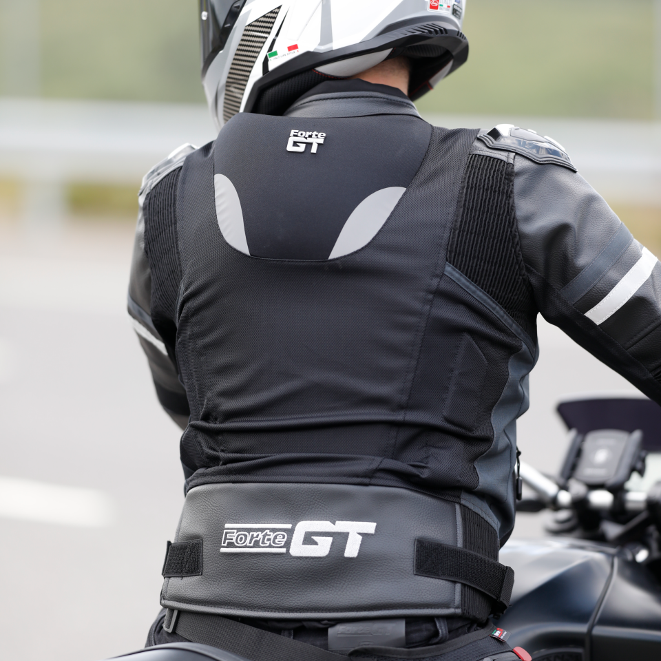 2003001 TITAN Antrasit Hörgüçlü Erkek Montu