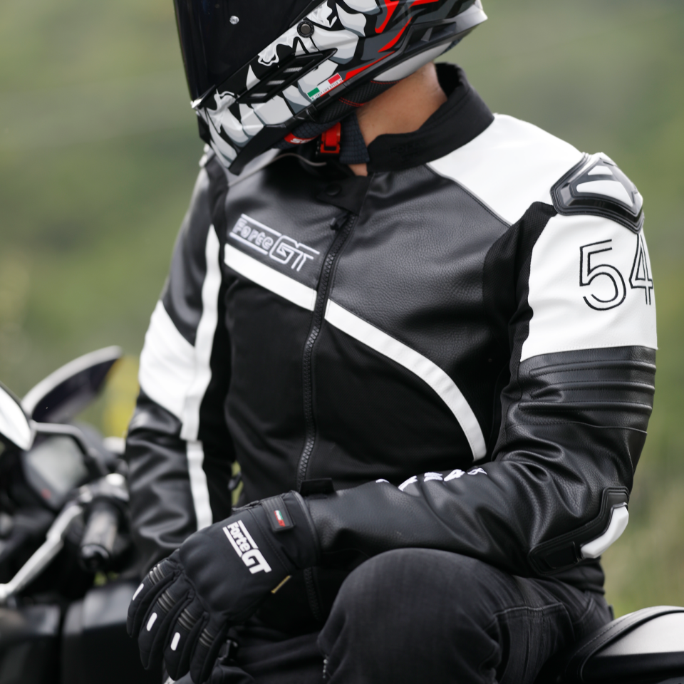 AR54 Beyaz Sportif Motosiklet Montu