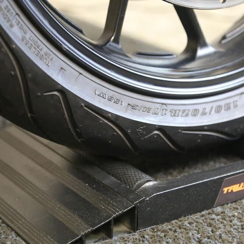 Tru-Tension M004 Wheel Monkey Teker İçin Bakım ve Temizleme Standı