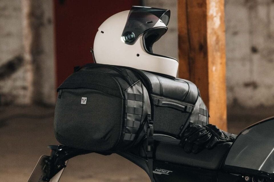 SW-MOTECH Legend Gear Kuyruk Çantası - 52 Litre
