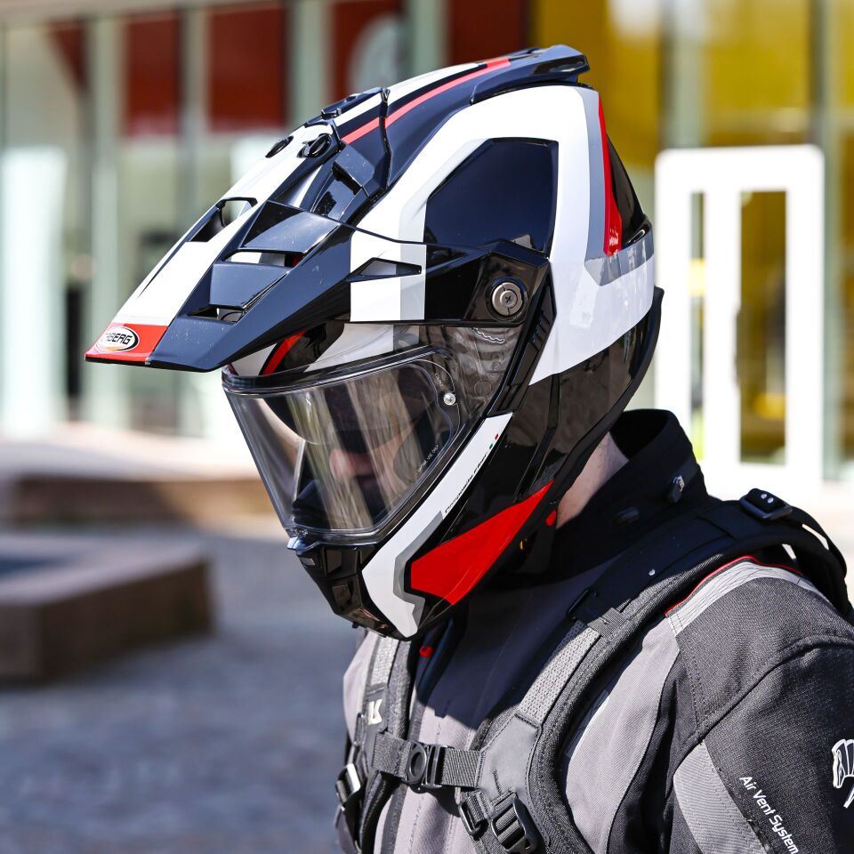 Tanami Scram Go Siyah Beyaz Kırmızı